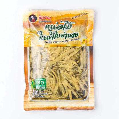 หน่อไม้ในน้ำใบย่านาง 240g